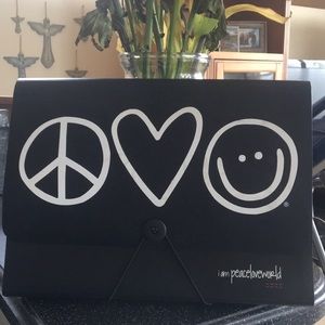 Peace Love World | File Organizer